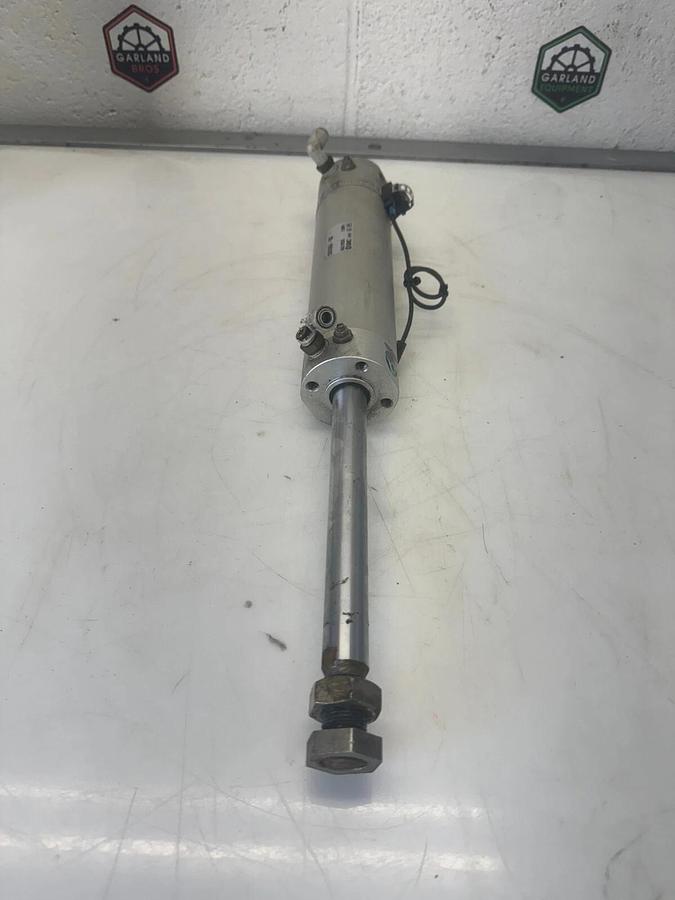 Used SMC CDG1BA50-150 Pneumatic Cylinder, 1.0 MPa