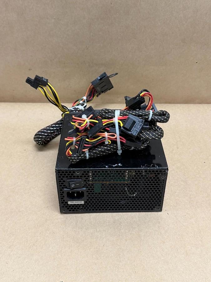 Used ENERMAX ELT620AWT 620 Watt Semi-Modular Internal Power Supply