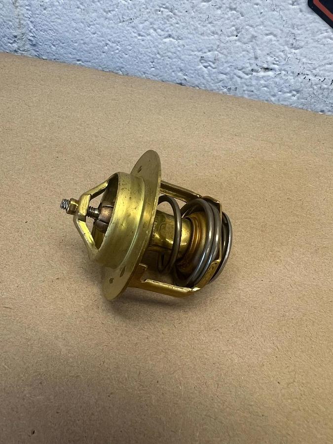Toyota 90916-03954-71 Thermostat