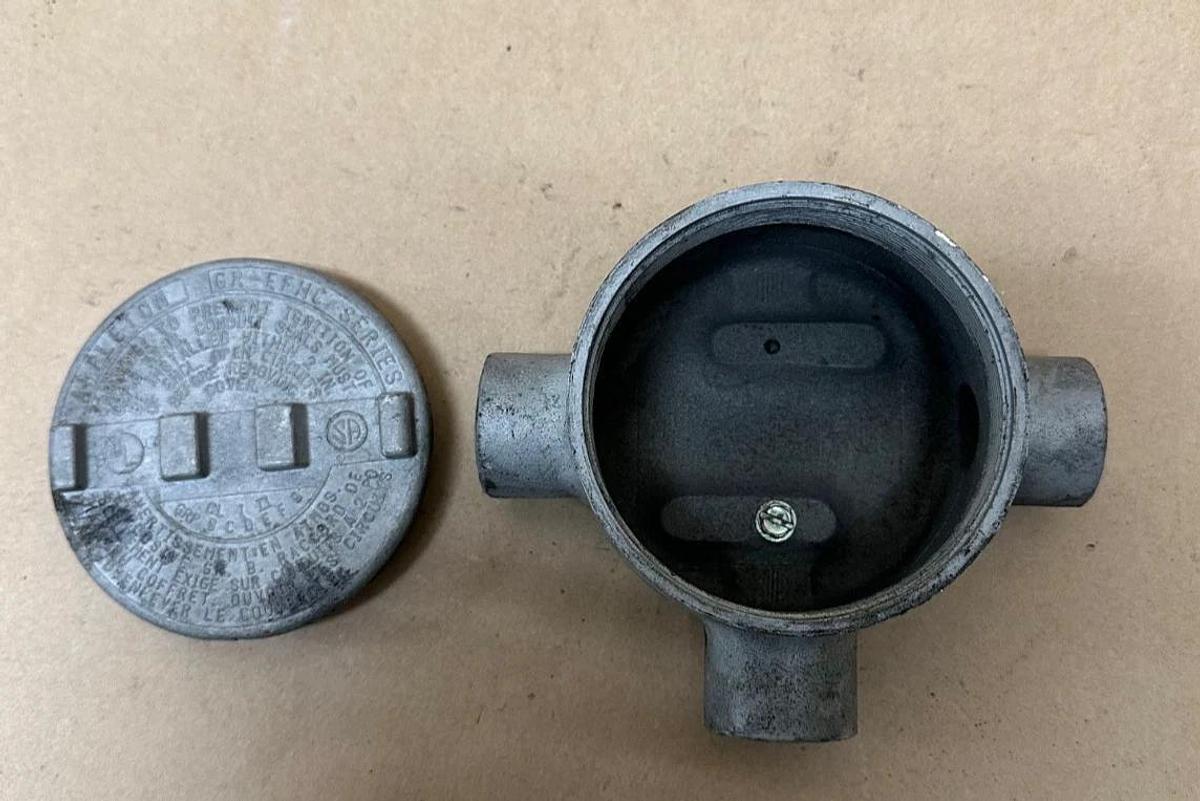 Used Appleton GR-EFHC GR Type T Conduit Outlet Box