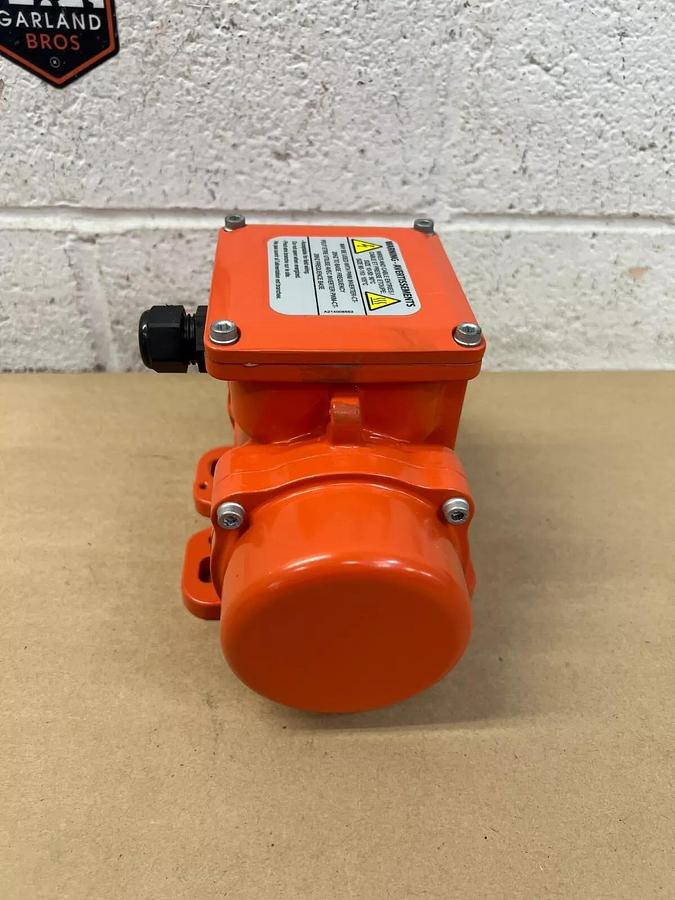 Used OLI MVE50/3N-DC-10A0 24V Standard Electric Vibrator