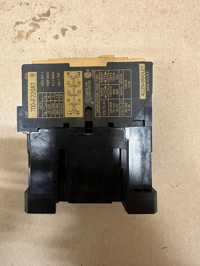 Used Allen-Bradley 700-F220A1 Relay