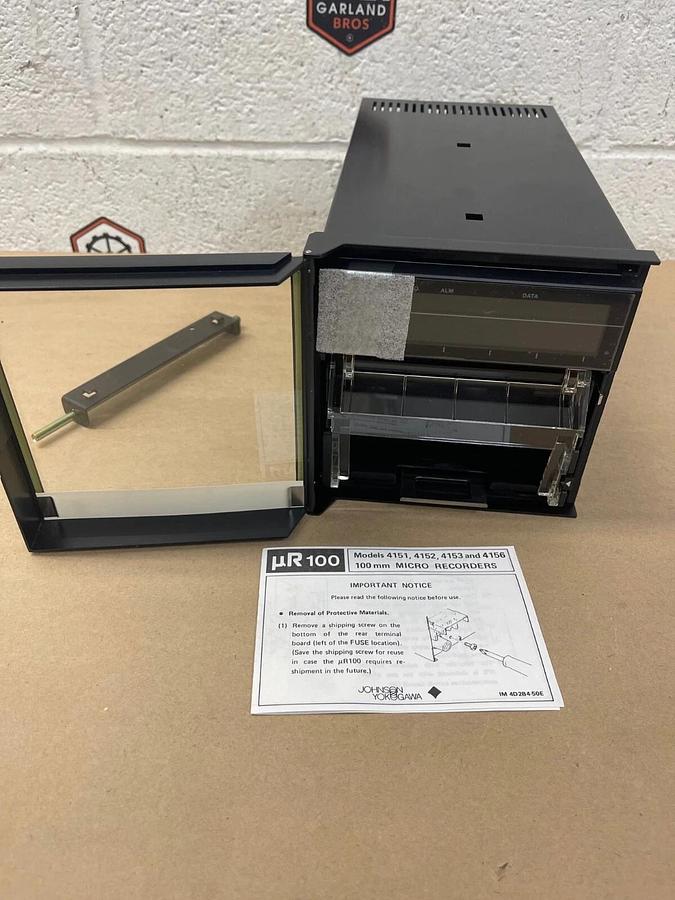YokoGawa 4153, 100 mm Micro Recorder, 3-Pen Model