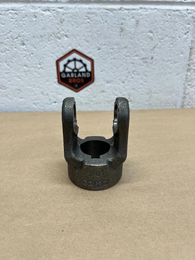 Used Neapco 10-4153 1-3/16” RD 5/16” KW End Yoke