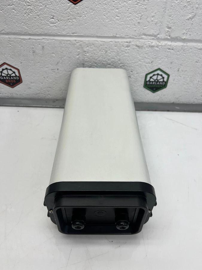 Used Pelco EH4014 Camera Enclosure