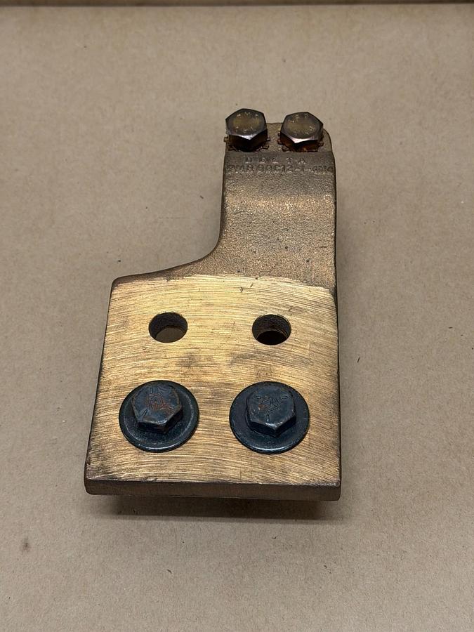 Used Delta Connector PMR60C12-1-4N4 Copper Alloy, 90 Degree Vertical Placement
