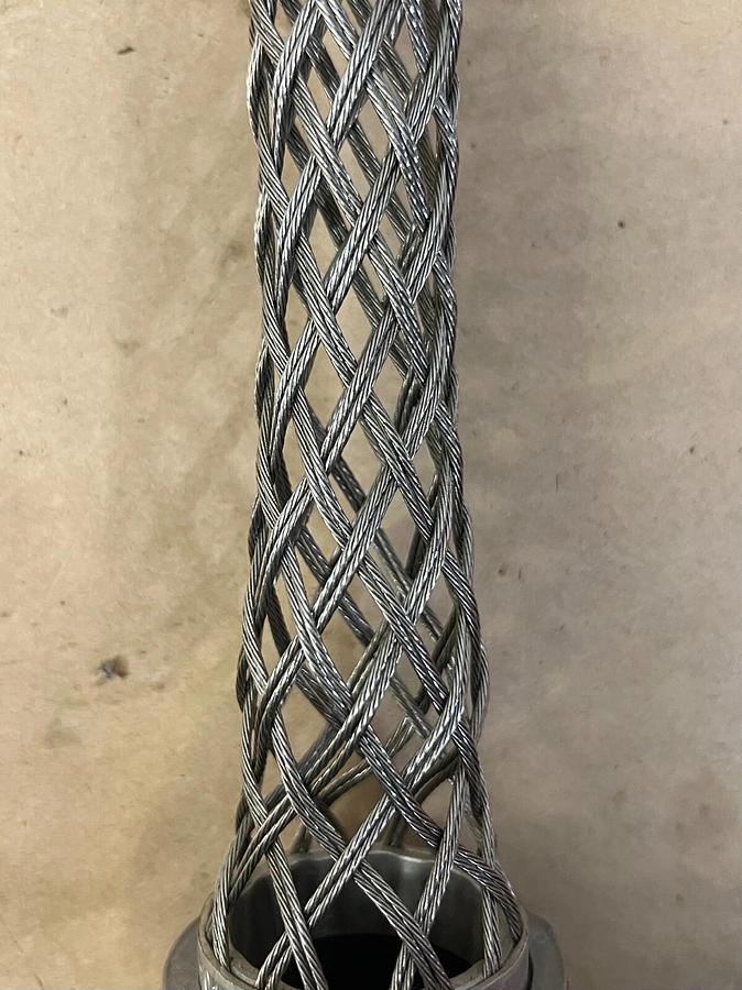 Used Kellems 074-01-1178 Strain Relief Support