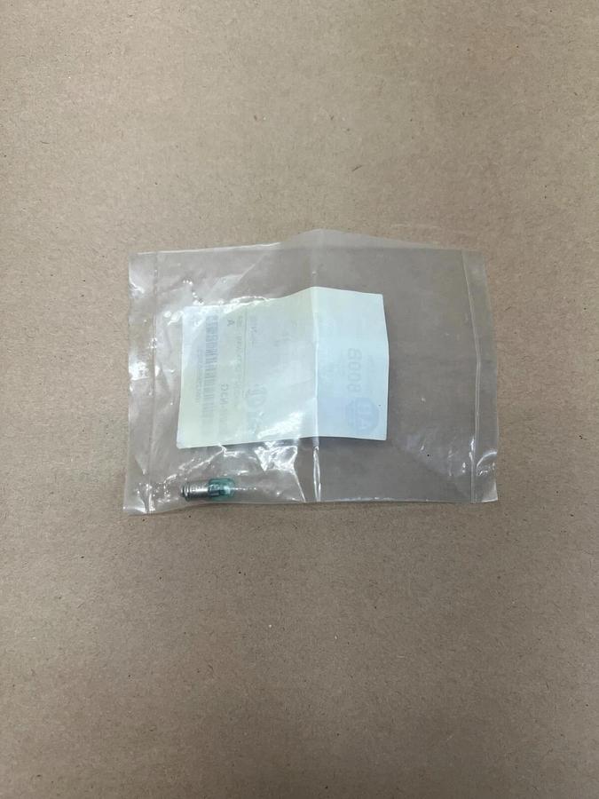 Used Allen Bradley 800B-N3G Green LED Lamp