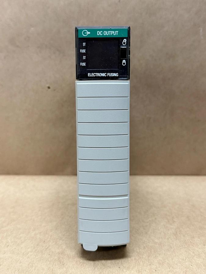 Used Allen Bradley 1756-OB16E/A DC Output Module P01