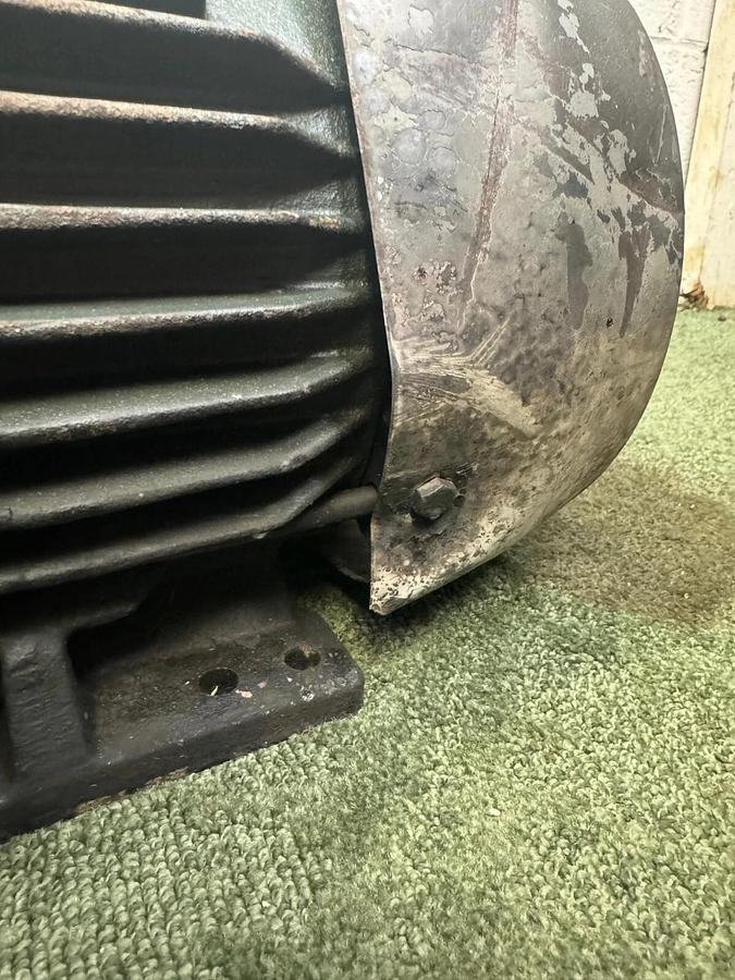 Used Toshiba B0054FLF2AMH03, 5 HP Motor, 1735 RPM, 230/460 V, 3 Ph, TEFC Fr, 60 Hz