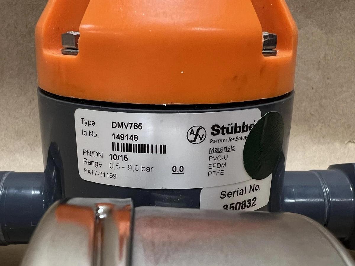 Used Stübbe DMV765 Pressure Reducing Valve w/ WIKA Pressure Gauge (0-10)