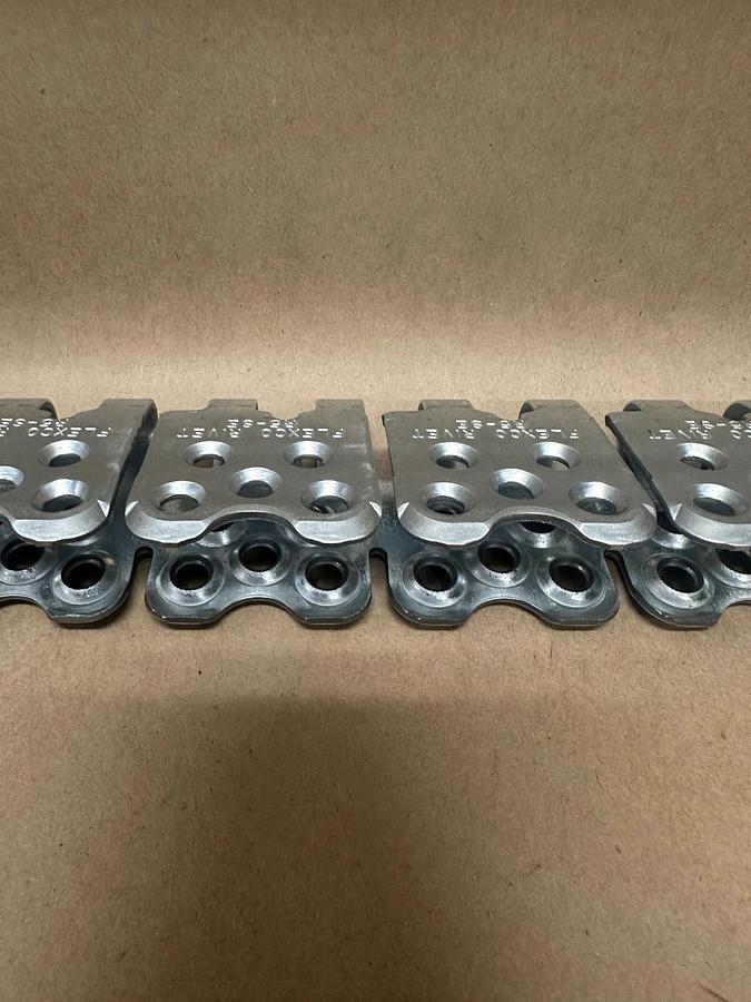 Used Flexco SR 41276 Scalloped Edge Steel Fasteners