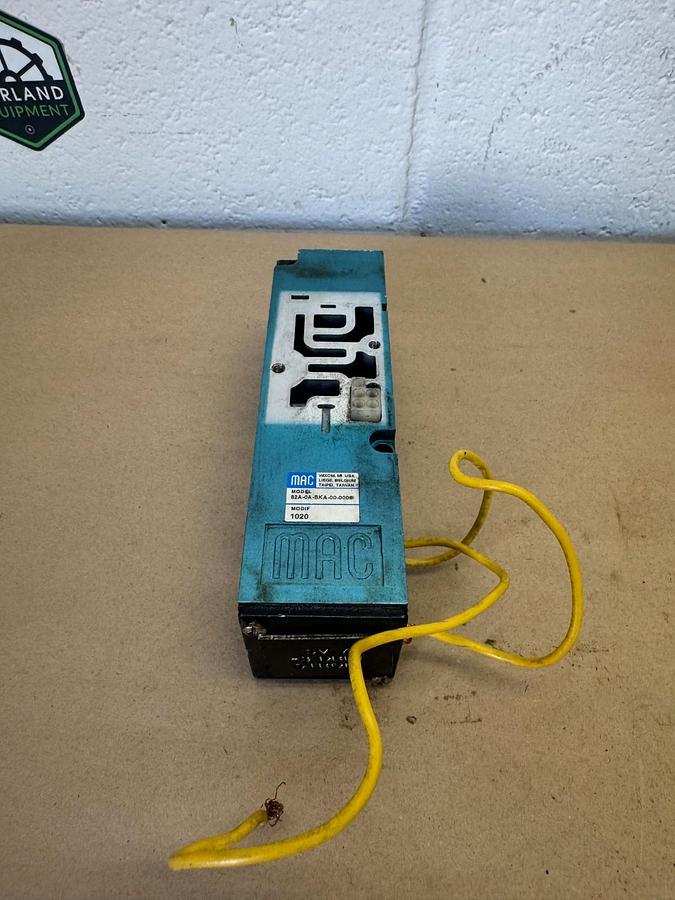 Used MAC 82A-0A-BKA-00-0006 Solenoid Valve