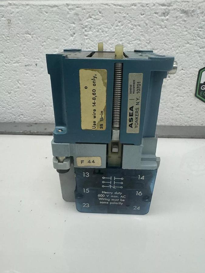 Used ASEA SK 415 016-F Contactor, 27 A, 600 V, 60 Hz