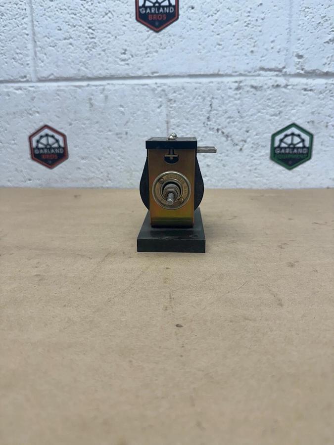 Used Allen Bradley 809-A03E Instantaneous Current Trip Relay, 600V Max