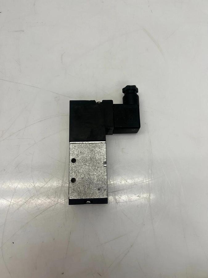 Used Koganei 200-4EI Air Valve