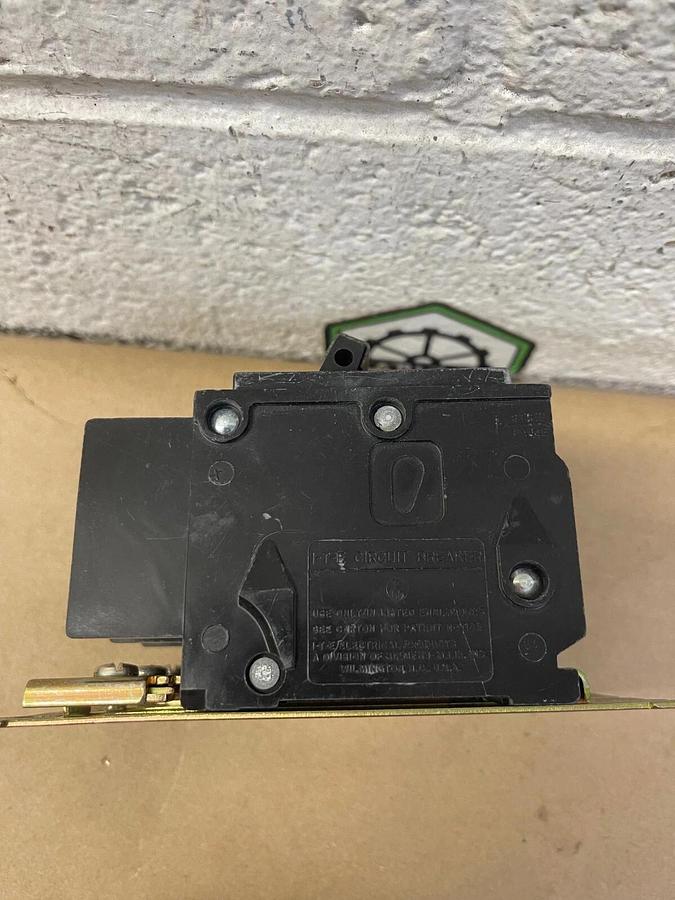 Used Siemens BQ3B020, I-T-E Circuit Breaker, 3-pole, 240 VAC