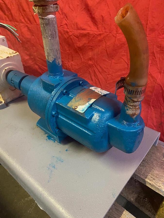 Used Centrifugal Motor Pump w/ Lenze 0.55 kW (0.75 HP), 1695 RPM, 3 Phase AC Motor