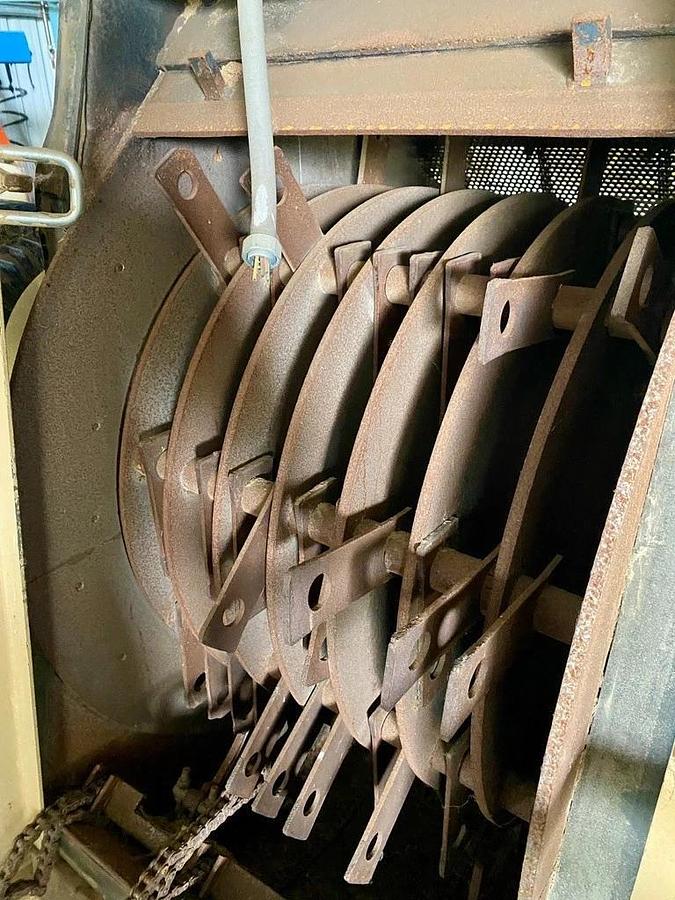 Used Andritz 43245 Hammer Mill & 1224 Feeder, 350Hp @ 1780RPM Motor
