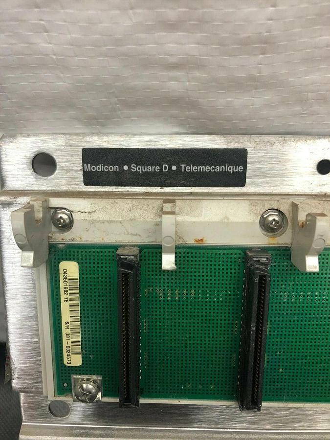 Used Schneider Automation 140 XBP 010 00 TSX Quantum Backplane 10 Slot