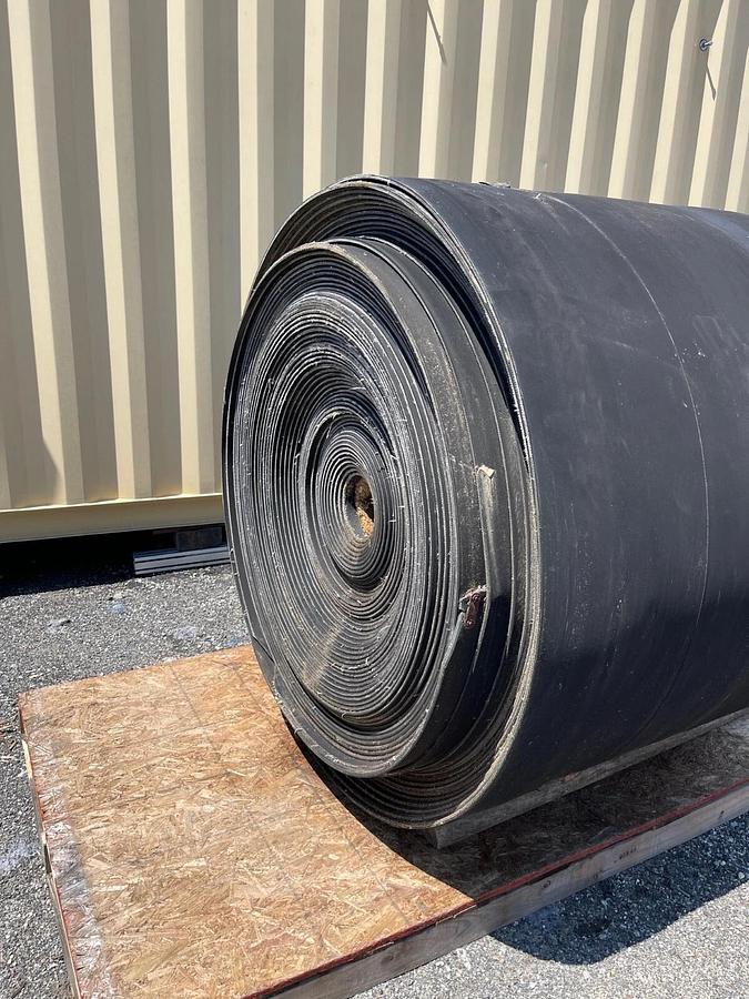 Used Conveyor Belt 43-1/4” Width, Smooth Top, Poly/Nylon, 3 Ply 300 Feet Long