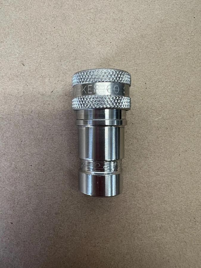 Used Parker SSH2-62 60 Series Quick Connect Fitting - Lot of 2