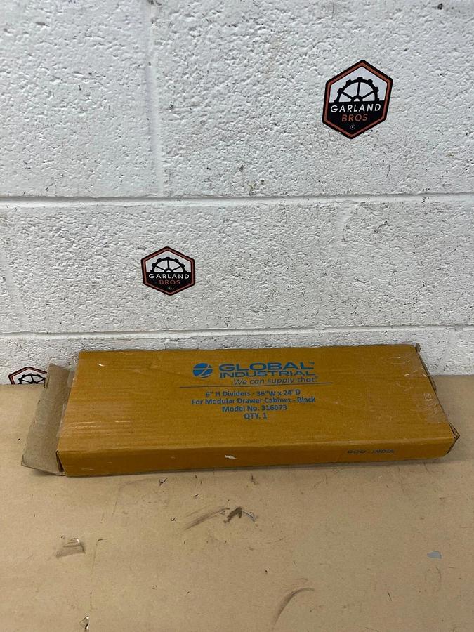 Global Industrial 316073 6”H Dividers, 36”W x 24”D, for Modular Drawer Cabinet