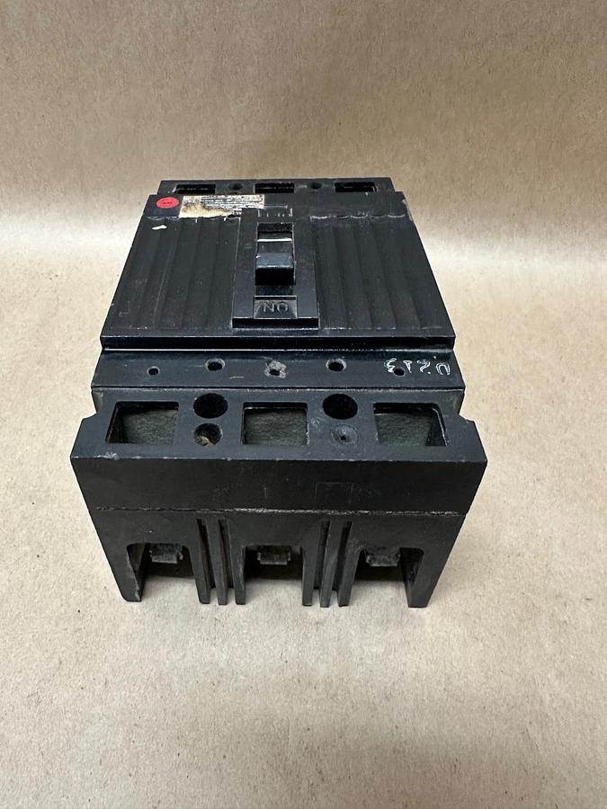 Used General Electric TED132070 70A 3 Pole Circuit Breaker