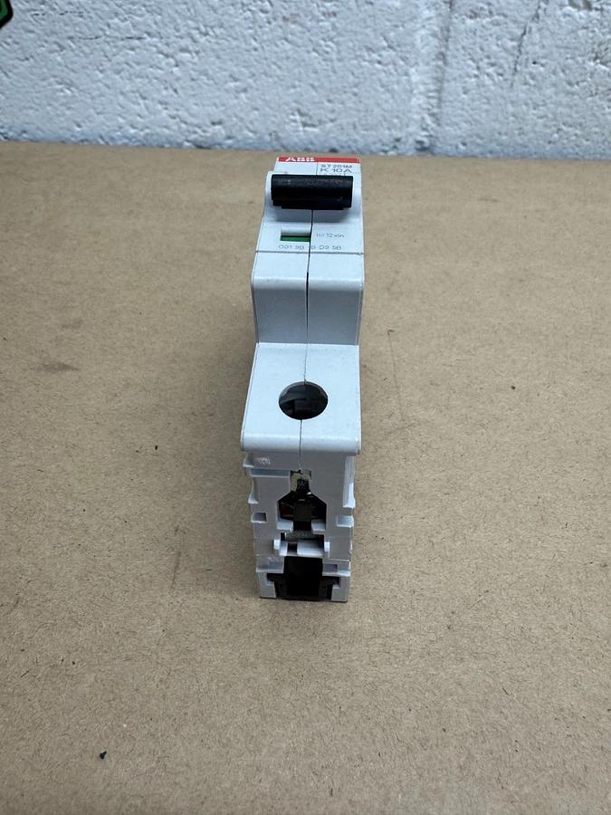 Used ABB ST 201M K10A Single Pole Circuit Breaker *NEW*