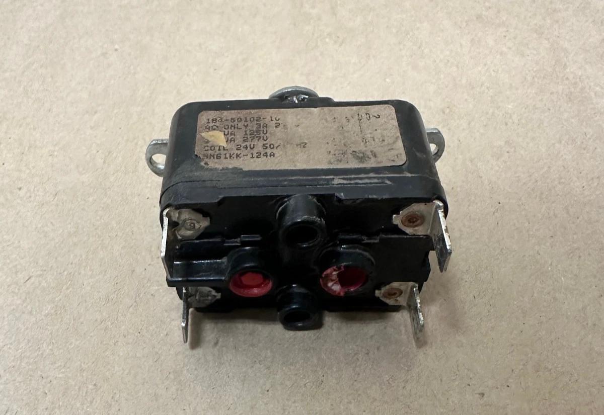 Used ESSEX 184-50102-101 Relay/Socket
