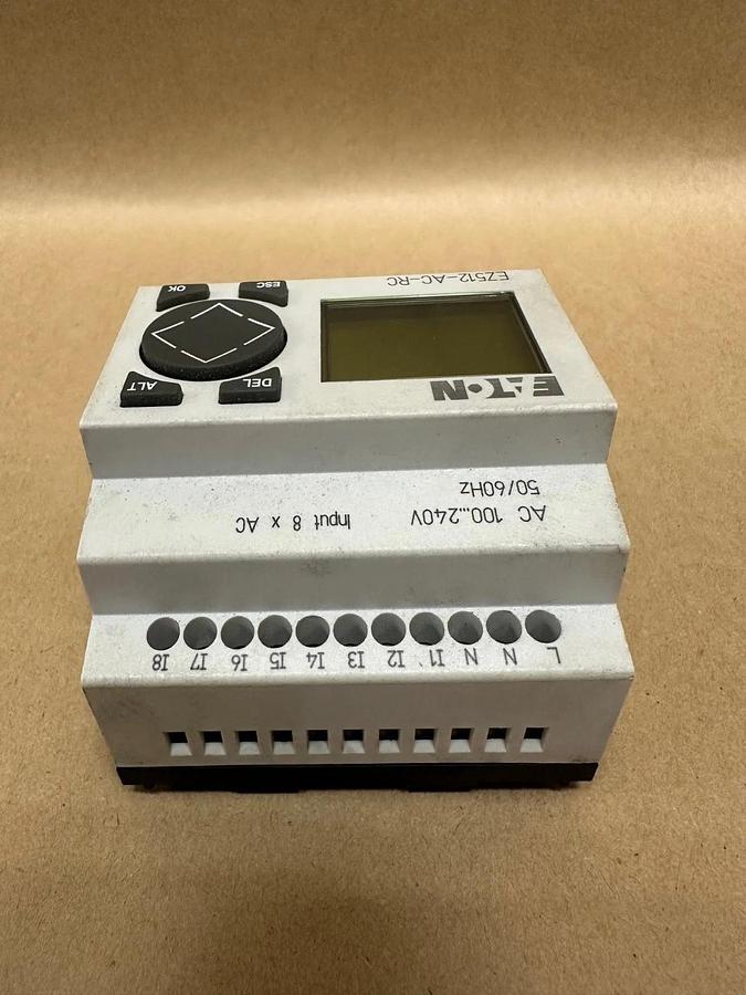 Used Eaton EZ512-AC-RC-2 Control Interface