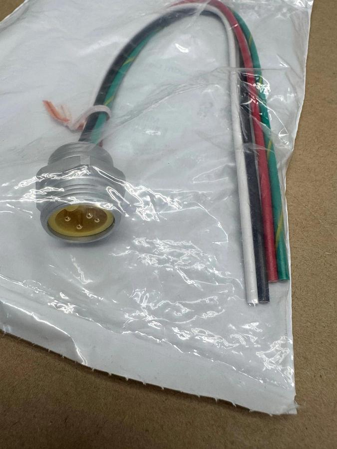 Used Mencom MIN-4MR-1 Receptacle *NEW*