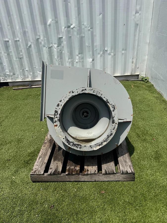 Used Twin City Fan & Blower CW 90° Top Horizontal Blower, 20Hp Motor 3520RPM 230/460V