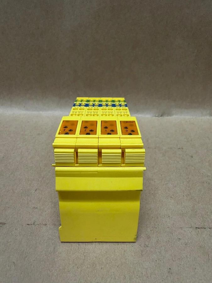 Used Phoenix Contact IB IL 24 LPSDO 8-PAC Safety Digital Output Module