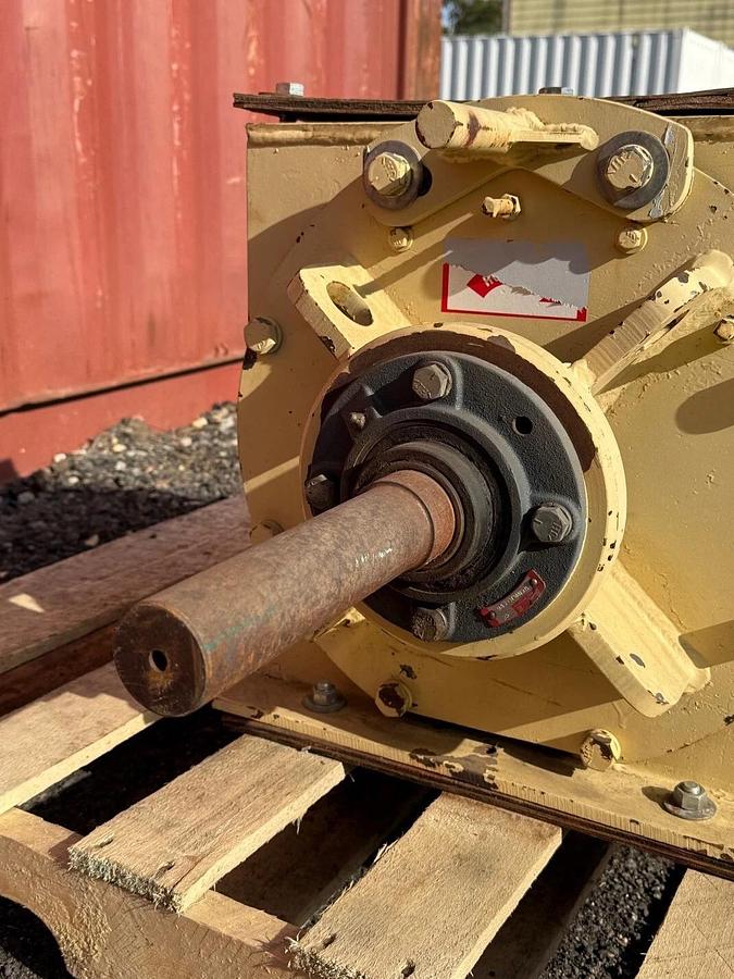 Used Western Pneumatics FDRW141801RD 14” x 18” Airlock