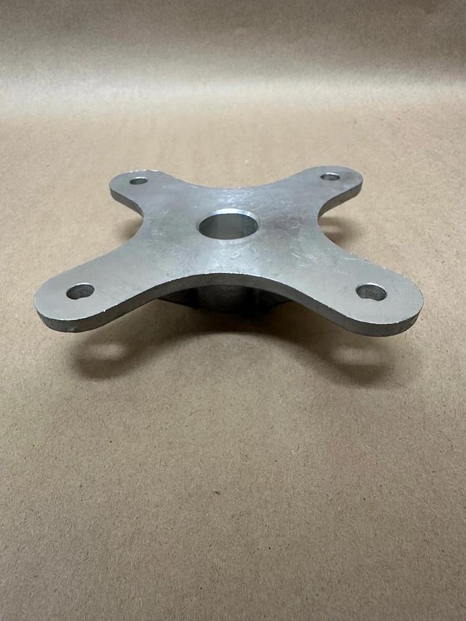 Used Tennant 47501 Hub Brush 1.00B *NEW*