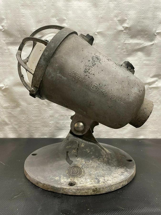 Used Circle-D Explosion Proof Lighting Fixture with Mount and Power Cord