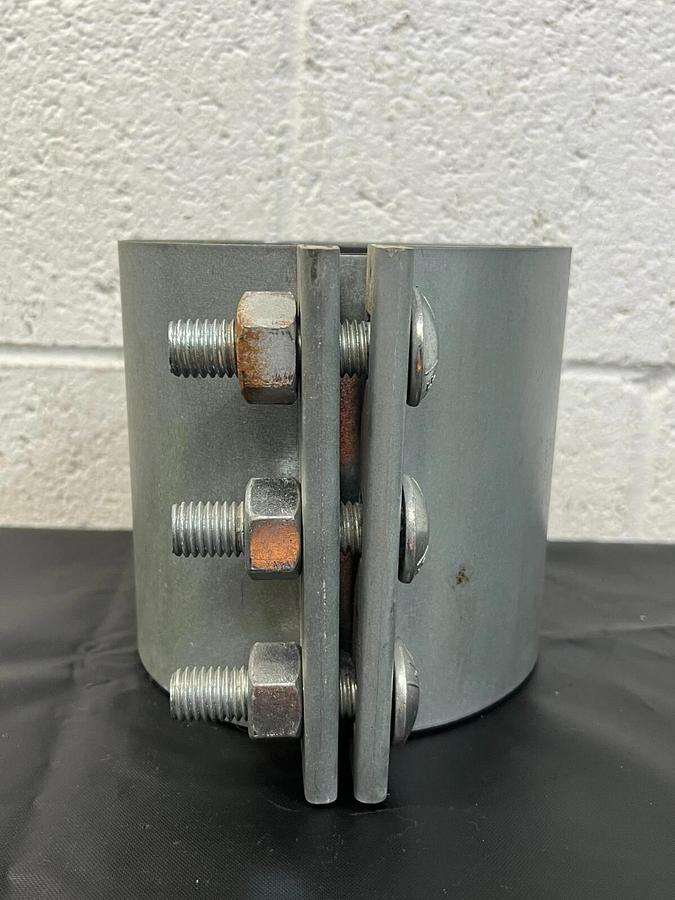 Used H-P Products 6.000 Coupling 3 Bolt, 6” Diameter
