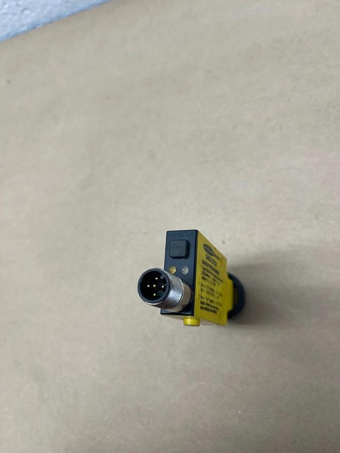 Used Banner SME312FQD Glass Fiber Disconnect, 10-30 VDC