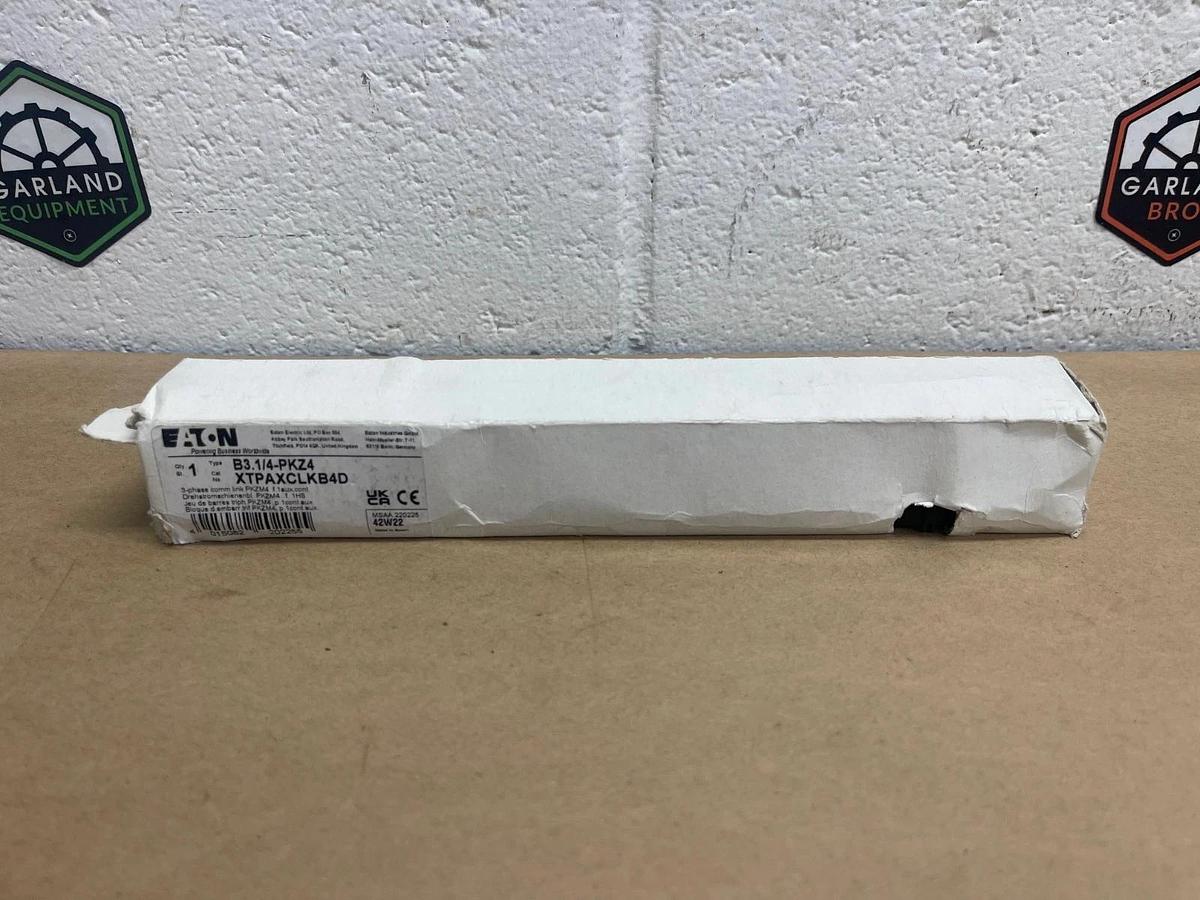 New - open box Eaton XTPAXCLKB4D, 3 Phase Commoning Link, B3.1/4-PKZ4 *NEW*