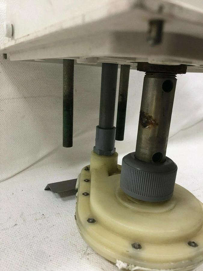 Used Cole Parmer 7049-00 Aspirator Pump