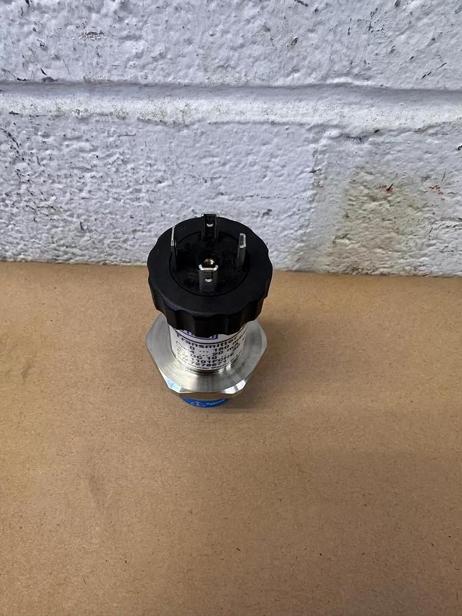 Used Wika - 7278671 - Pressure Transmitter S-11 - 0-160 mbar