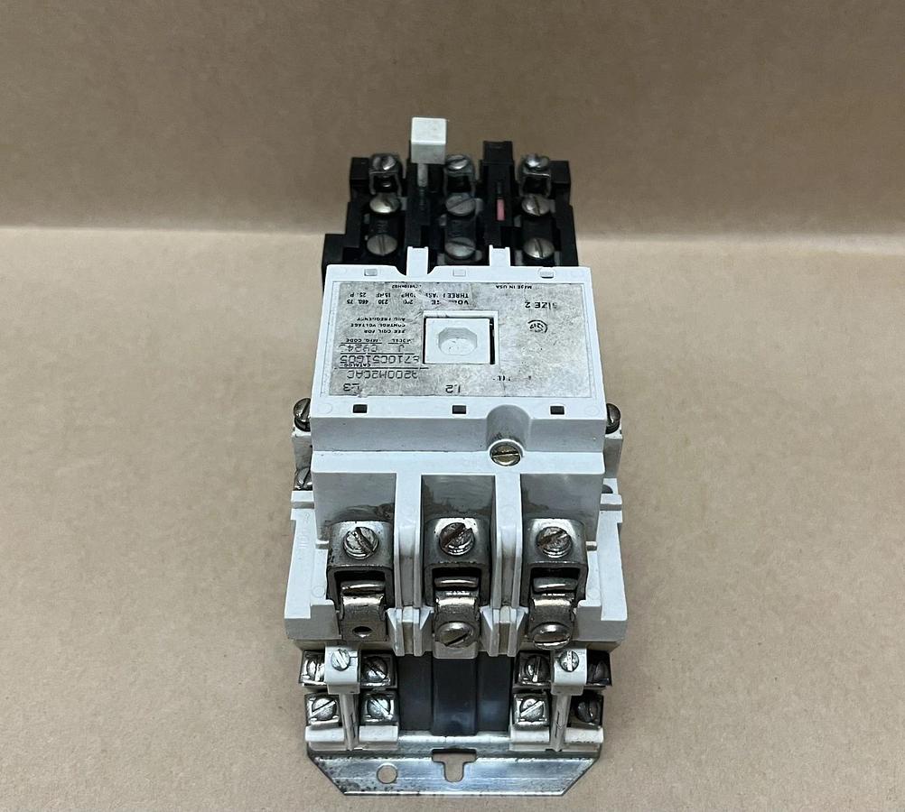 Used Westinghouse A200M2CAC Size 2, 3Ph, Model J Motor Controller (CAT:6710C51G05)
