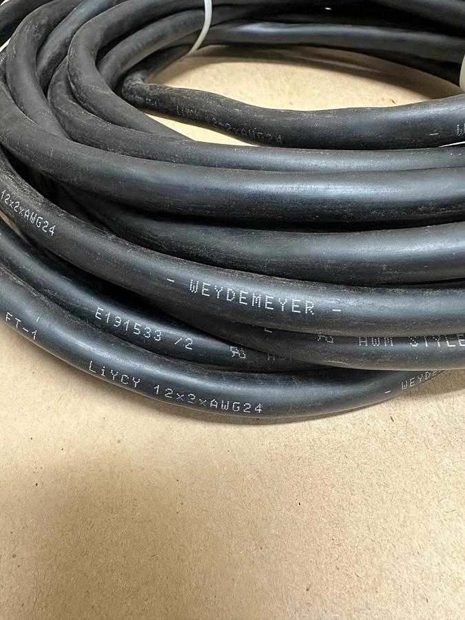 Used Weydemeyer E191533/2 Cable w/ Male 25 Pin Connectors