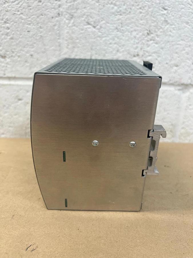 Used Sola 10-24-100 Power Supply