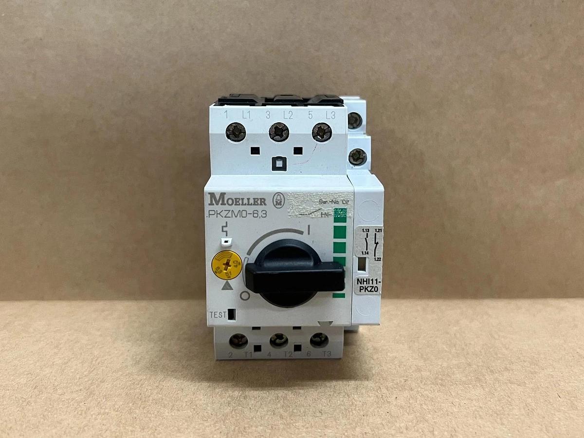 Used Moeller PKZM0-6.3 3P Motor Circuit Breaker w/ Auxiliary Contact - Lot of 5