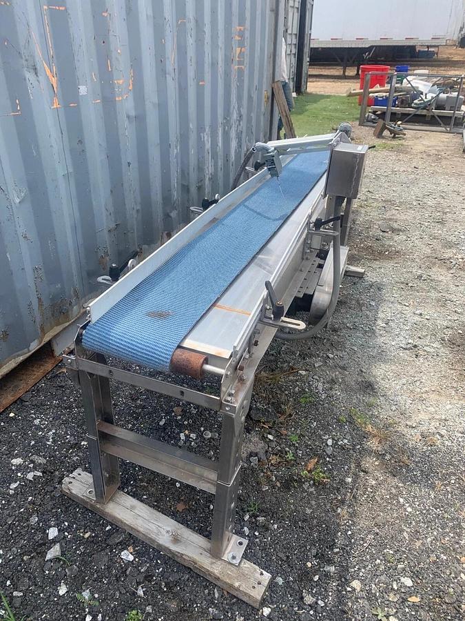 Used Stainless Steel Conveyor, Chevron Belt (9" x96" Belt)