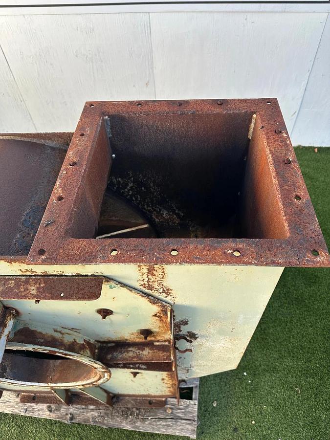 Used American Fan Company IE-17-30B Up Blast CW 360 Blower