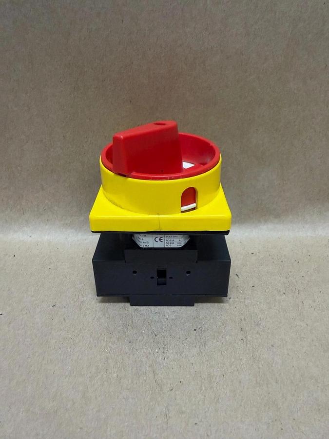 Used C3 Controls DDS2-330 Non-Fused Disconnect Switch