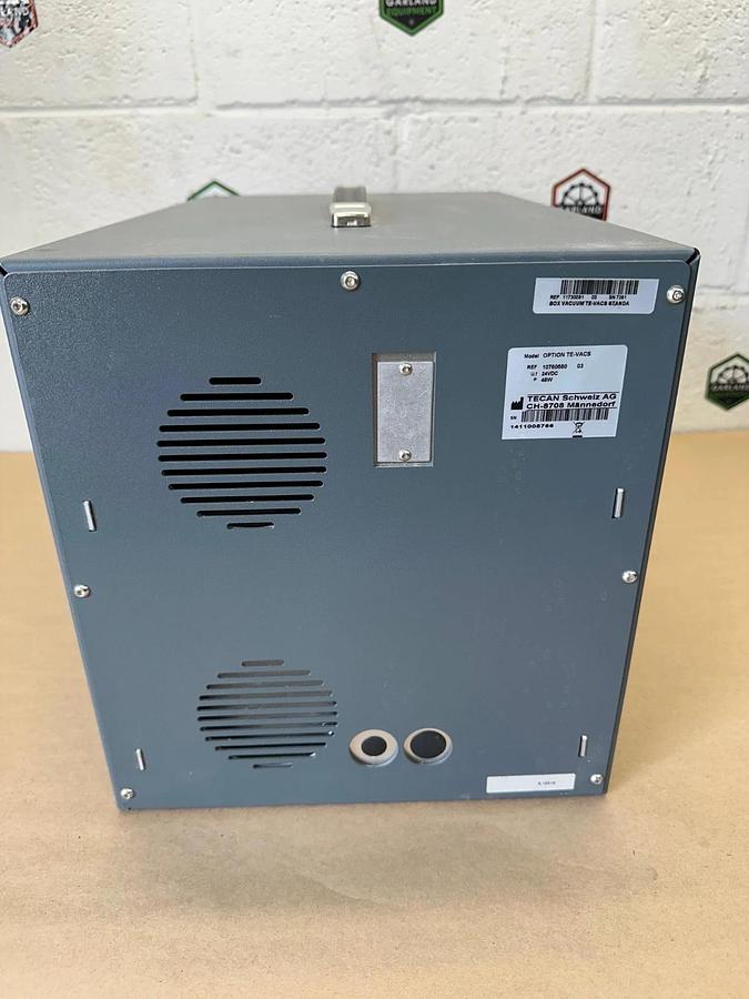 Used Tecan Schwelz AG Option TE-VACS Option Box Control Unit